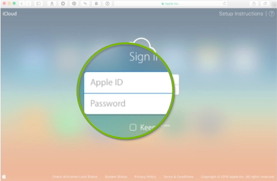 iCloud.com sign in screen.