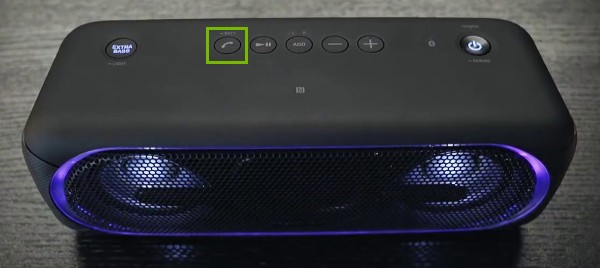 Call button highlighted