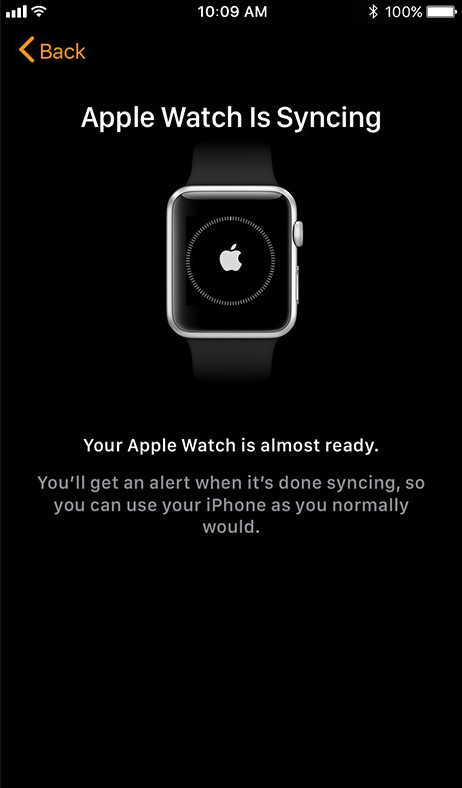 Apple watch app beginning synchronization screen.