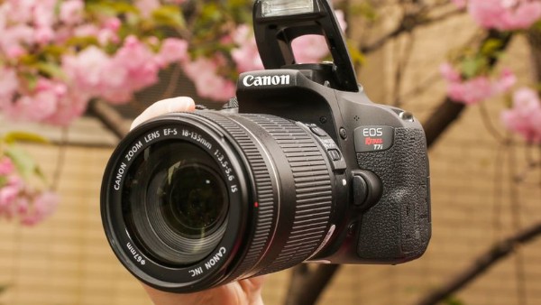 Canon EOS Rebel T7i