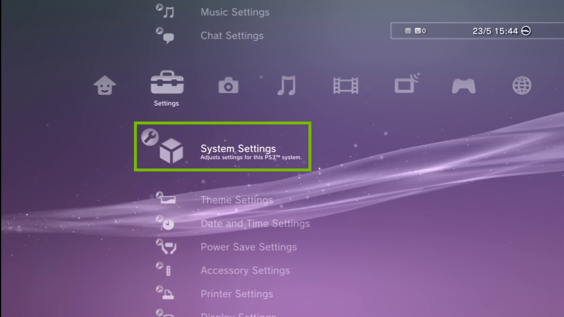 Settings menu with System Settings selected. Screenshot.