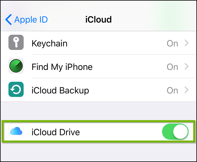 iCloud settings menu highlighting iCloud drive toggle switch.