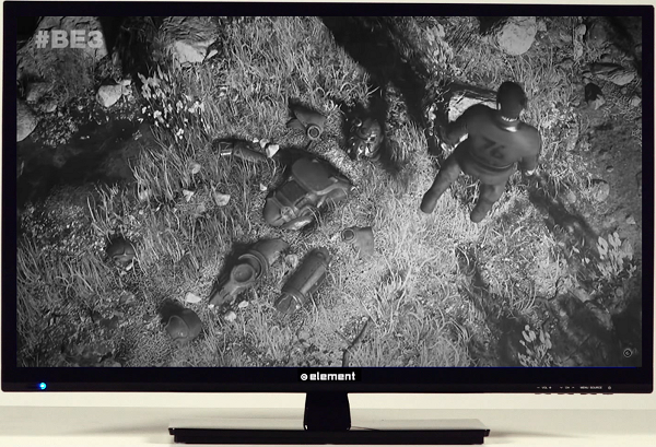 Element with image in black and white