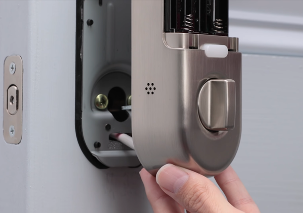 Guide spindle through hole