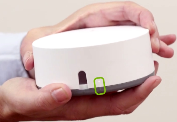 Cover unlocking indicators highlighted on IKEA Tradfri gateway.