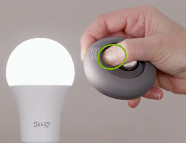 Linking bulb with IKEA Tradfri remote control.