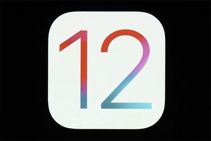 iOS 12 logo