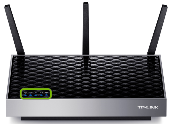 Indicator lights highlighted on TP-Link range extender.