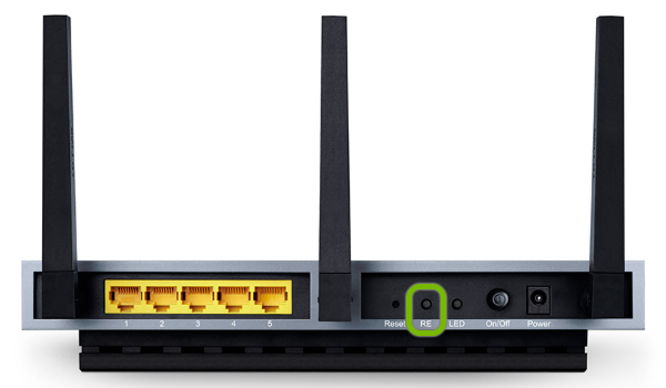 WPS button highlighted on rear of TP-Link range extender.