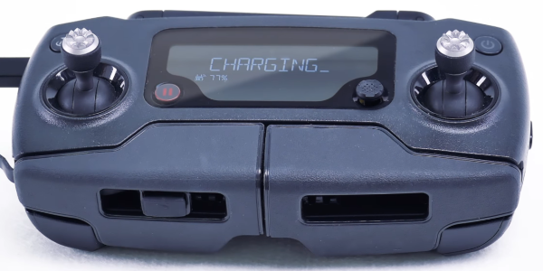 Remote control screen showing the battery is charging.
