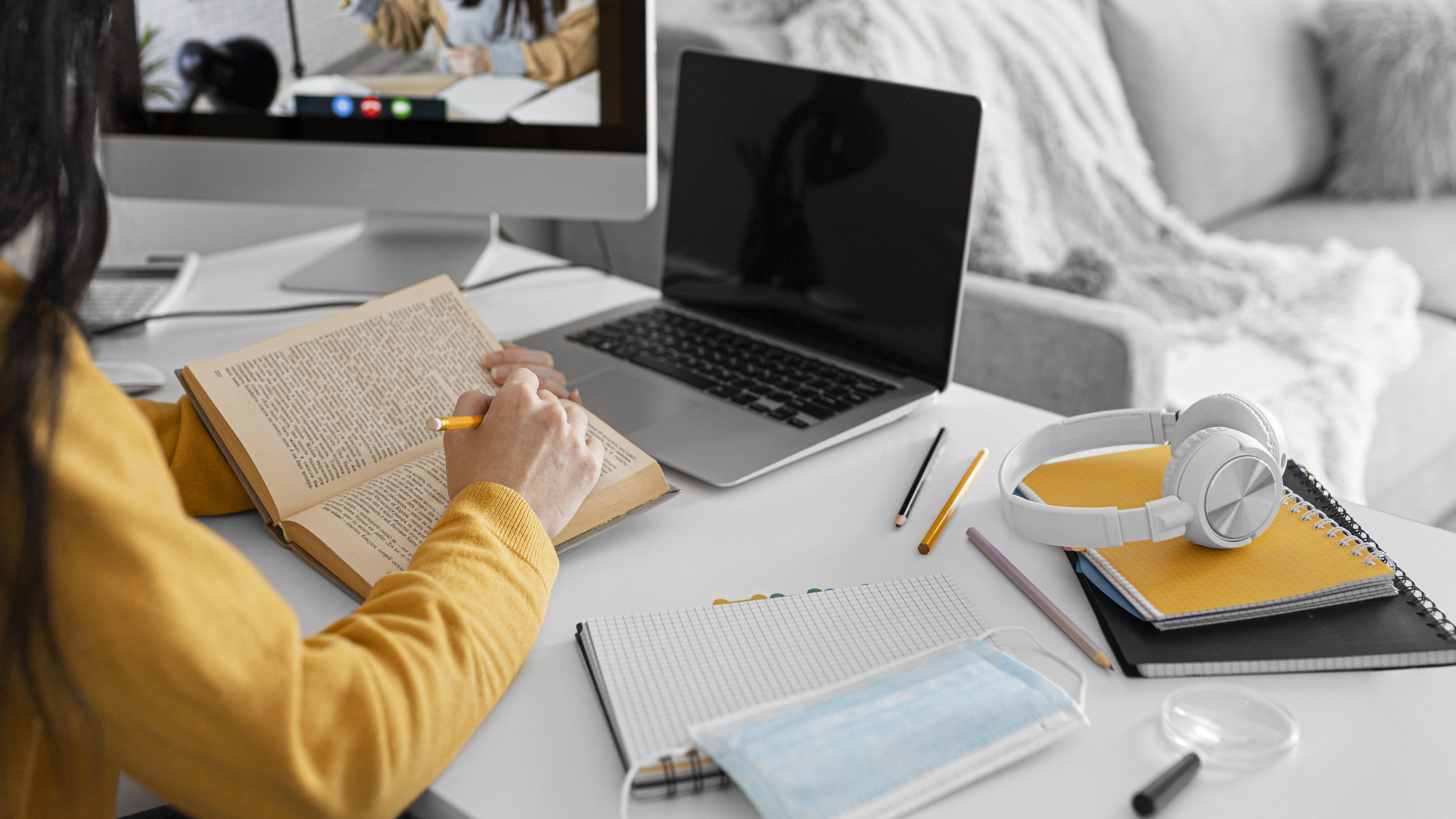 MacBook mockup