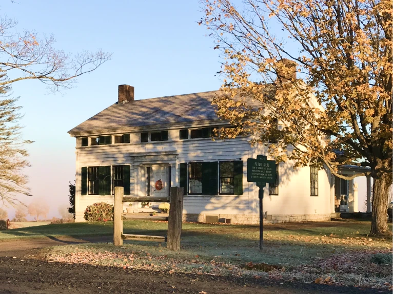 A view of the farmhouse at the entrance of Kilts Farm.