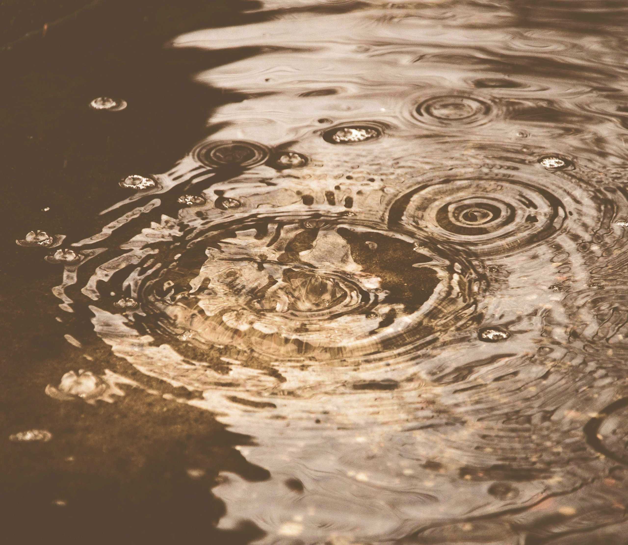 Overcoming local-scale climate change adaptation implementation lag