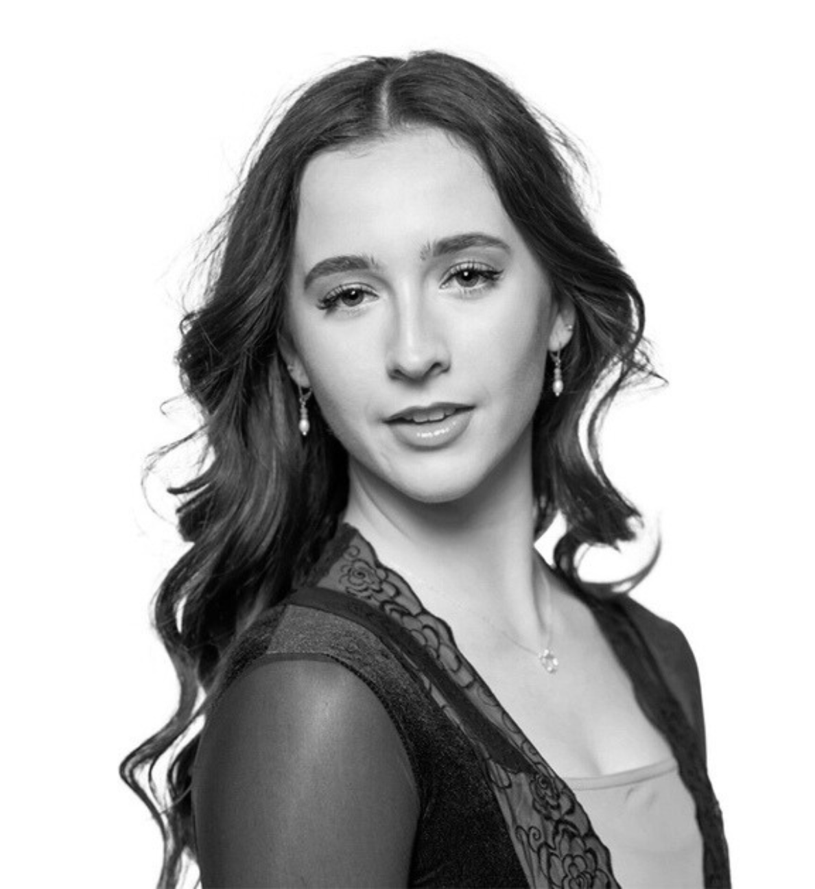 Ava Llewellyn