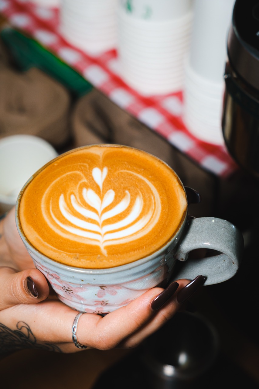 Flat White - Coffee - Barista - Matteo Aragona