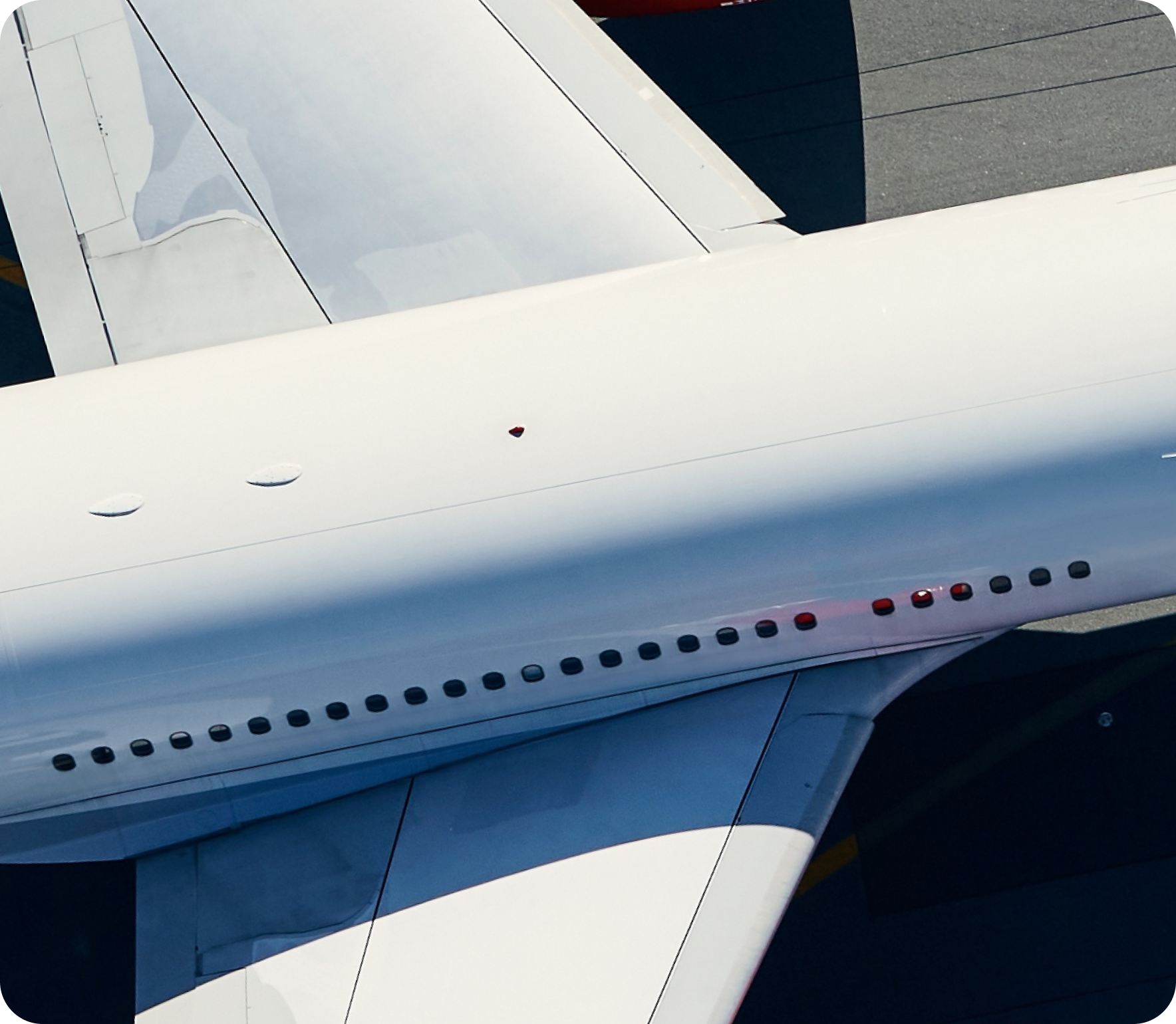 United Airlines aircraft on the apron
