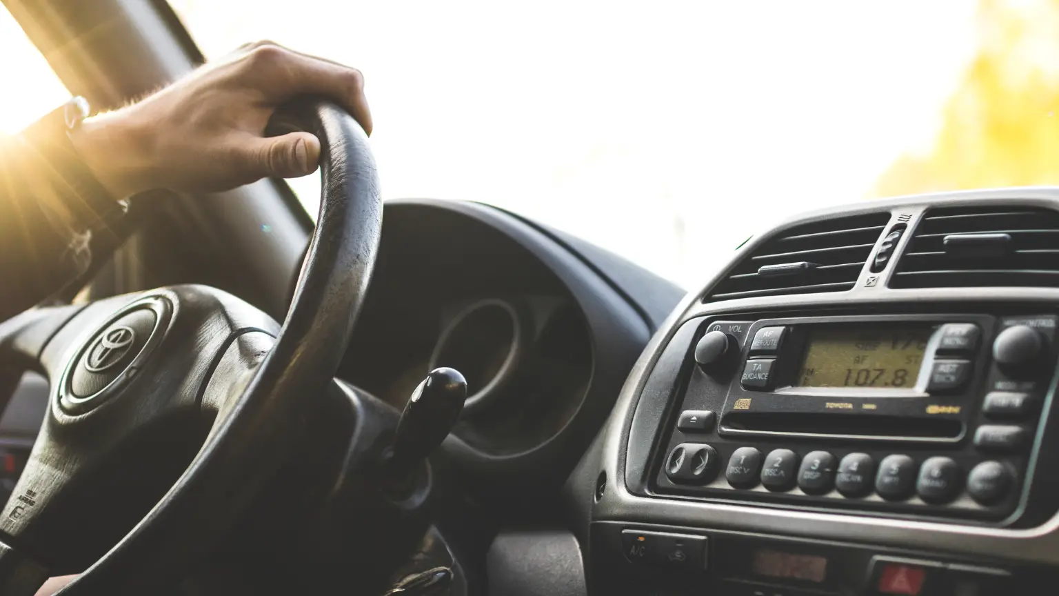 Fix transmission problem while driving by monitoring car behavior through steering and dashboard controls