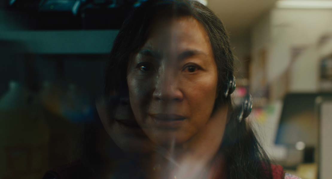 Everything Everywhere VFX - School of Motion tutorial image