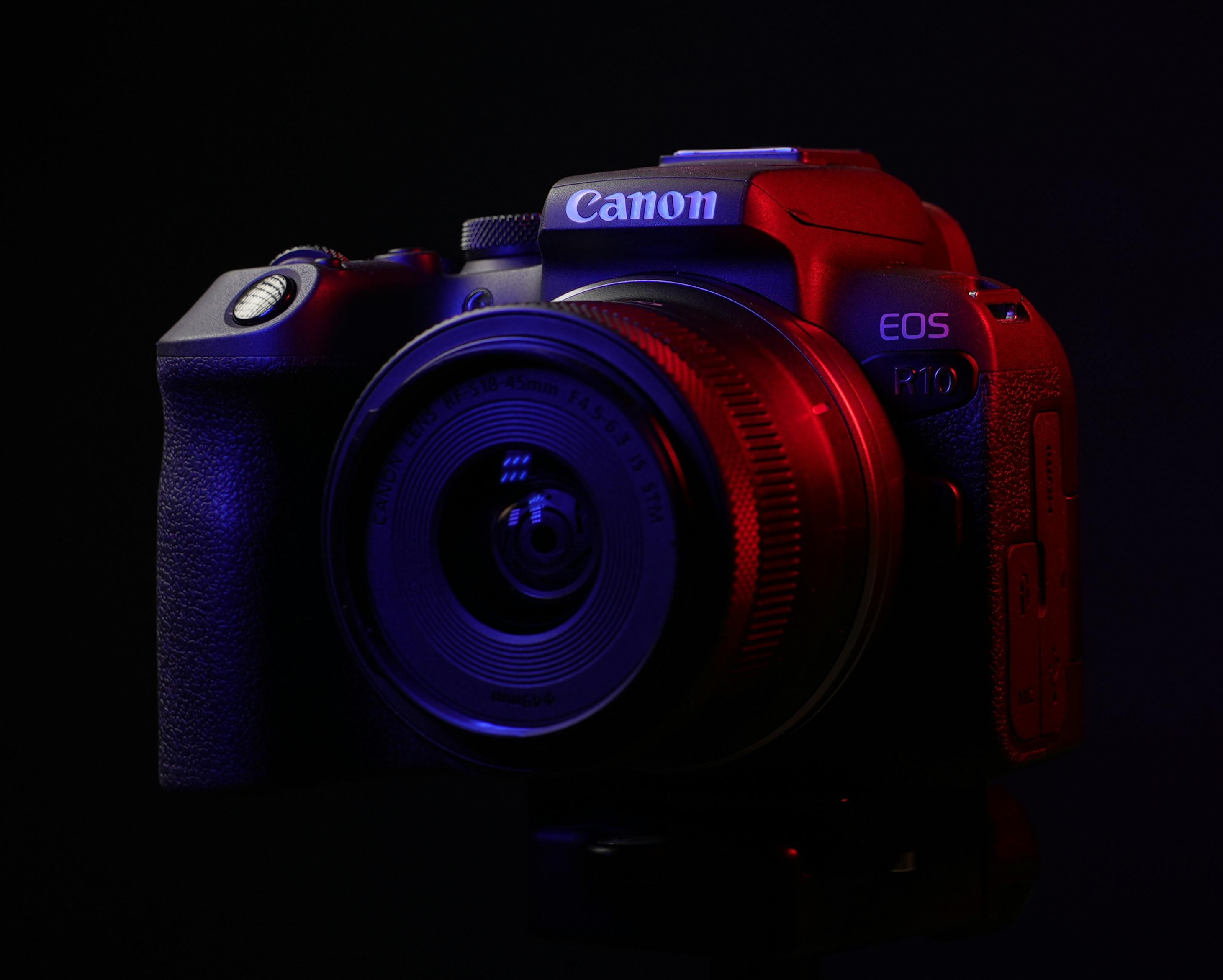 Cámara Canon modelo EOS