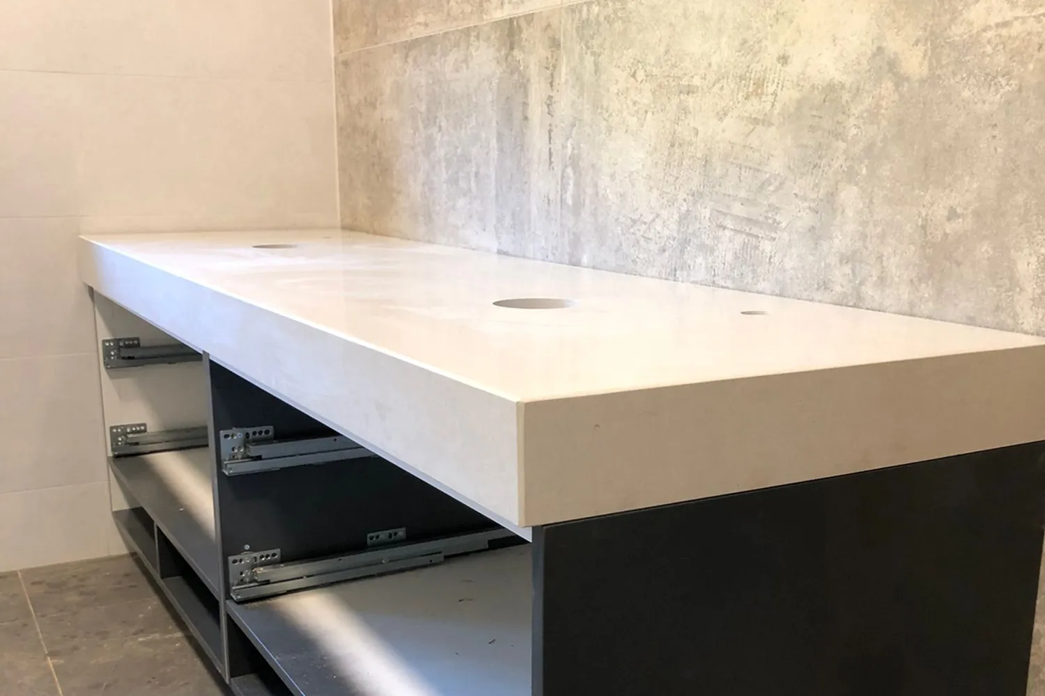 Hade taabto qoollehhe le waga iyoo badeel yahay ad skoor xiso baro.