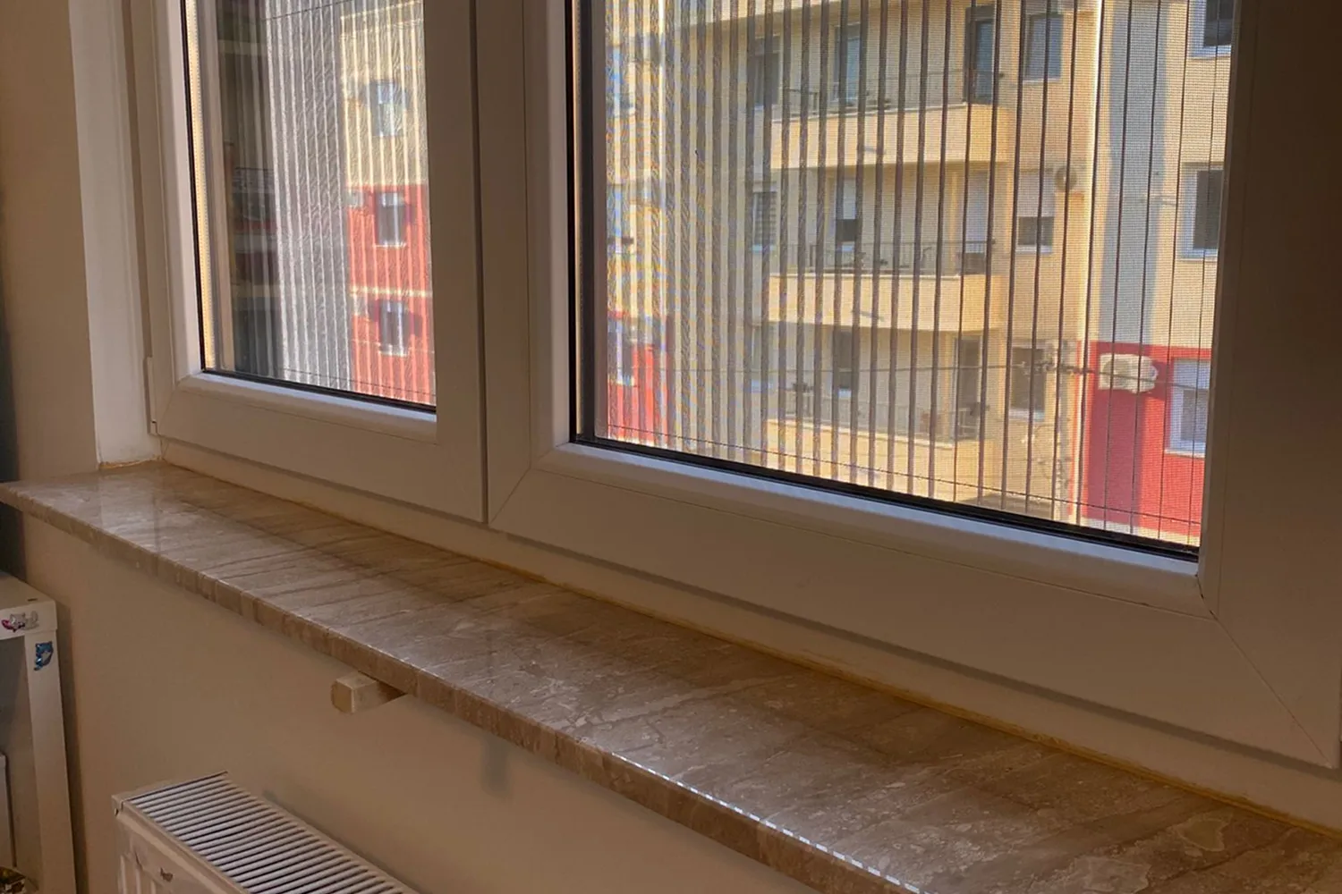 Muraal dhoowdiifan dooftu kadinnoo daqaan dher-gedaaliyon, fii gajil buuree gubi koofi dooftu sooqo be gubido.