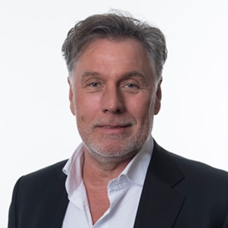 Jan-Schuldink Director