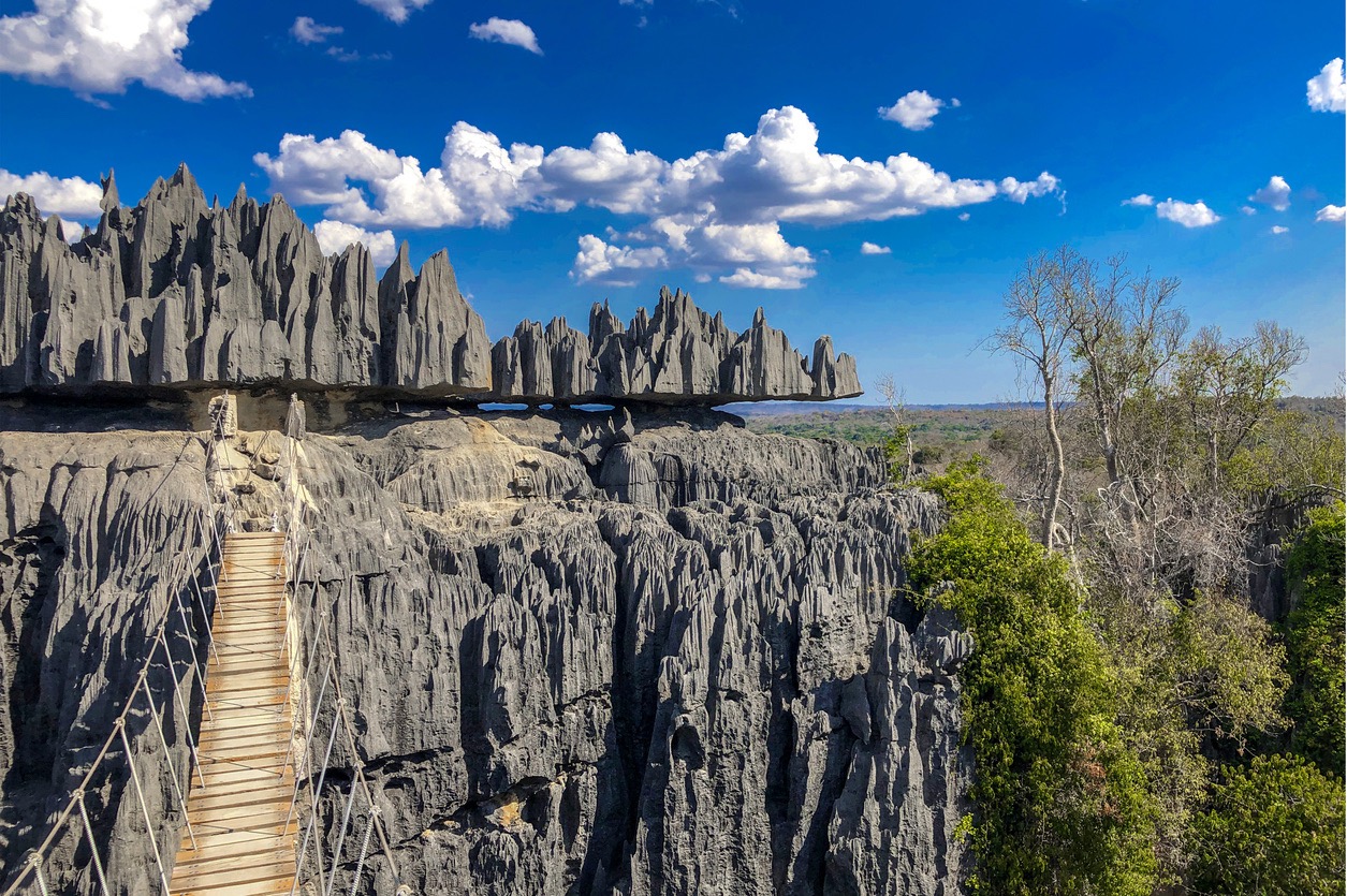 Die 7 schönsten Nationalparks Madagaskars: Lemuren & Naturwunder
