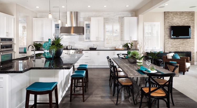 Bright open kitchen and dining space that appeals to Tampa Bay buyers shopping move-in ready homes