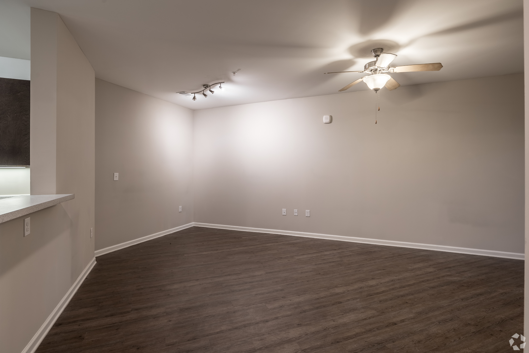 Living area with ceiling fan