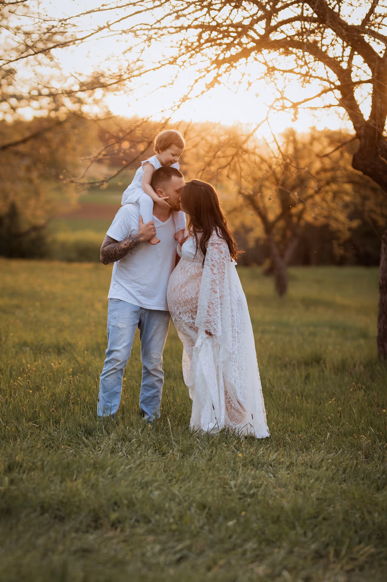Familienfotografie bei Sonnenuntergang von Natalia Günsche