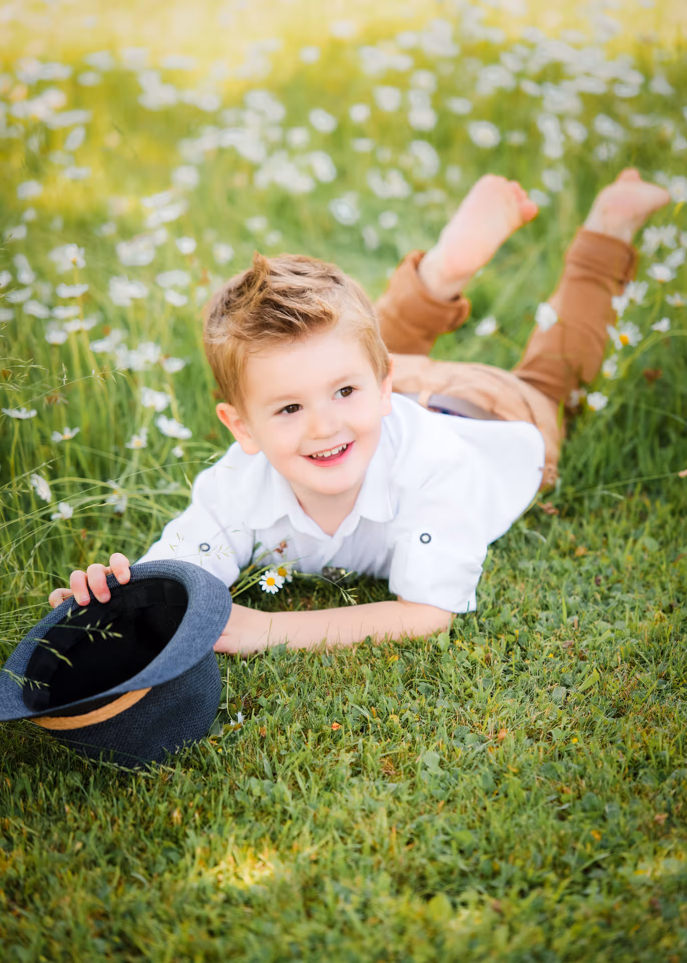 Edle Kinderfotografie von Natalia Günsche draußen in Augsburg