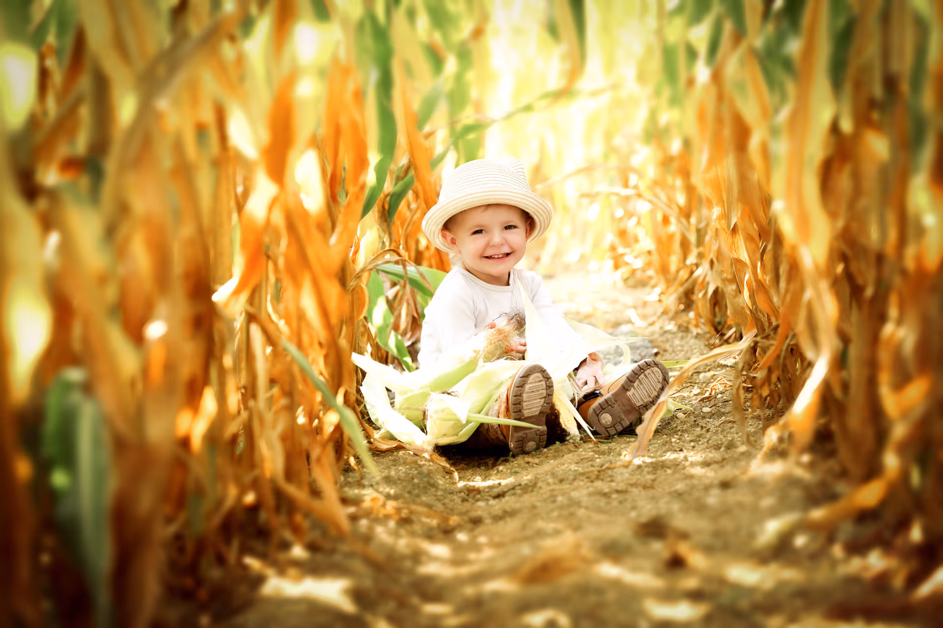 Natürliche Kinderfotos im Feld von Natalia Günsche