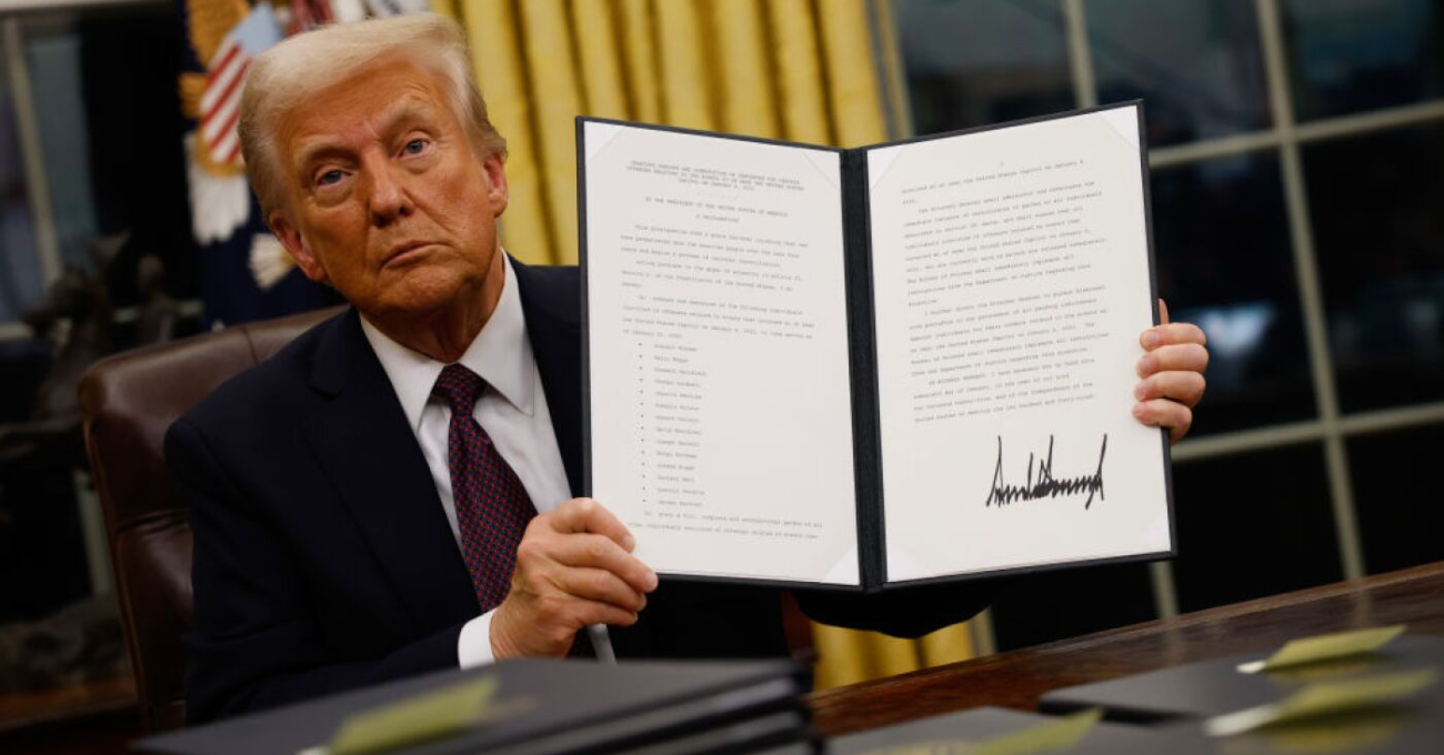 How Chezie Helps You Mitigate DEI Risk in Today’s Political Climate