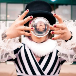 Award Winning Magician, Jay Flair