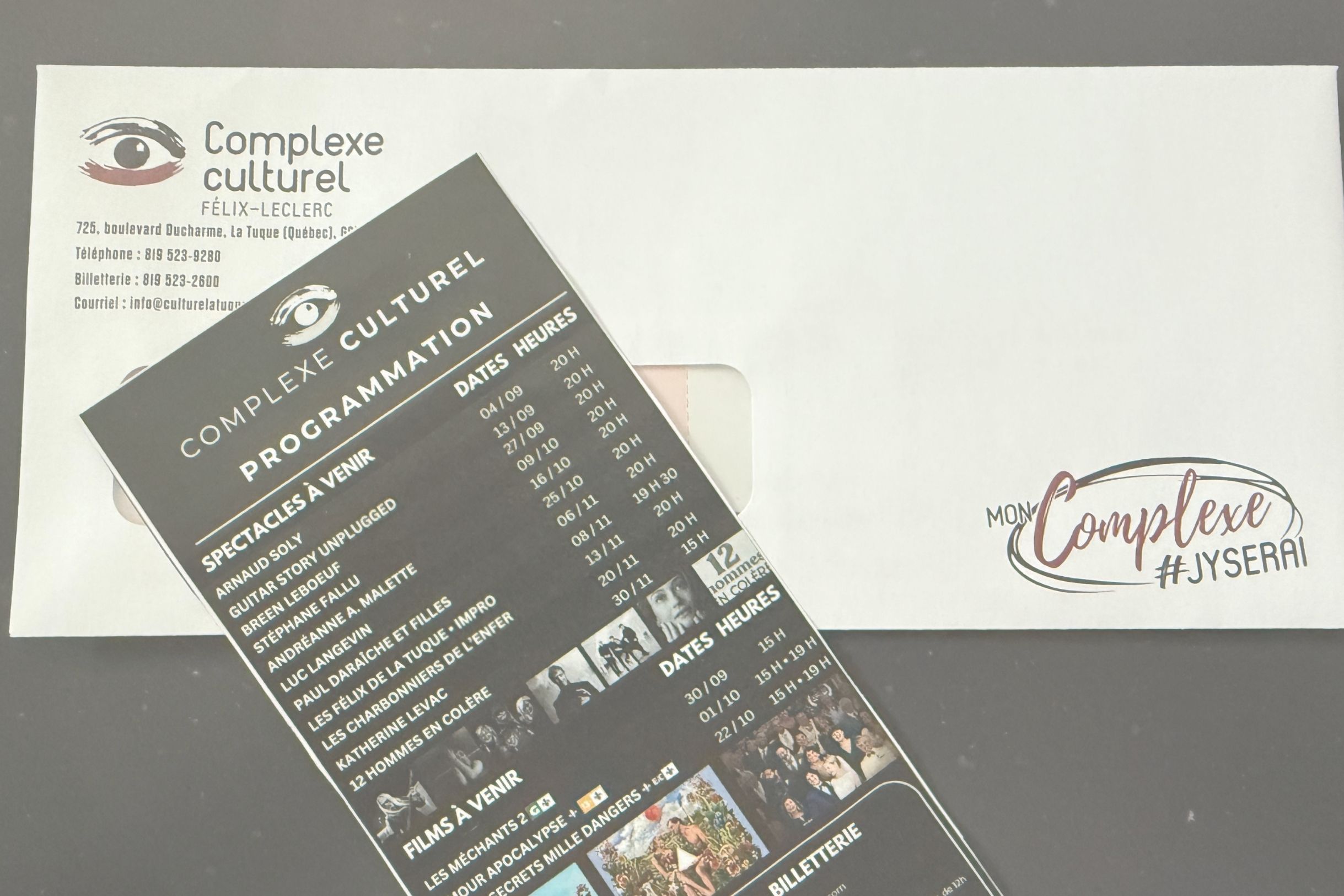 En attendant le facteur