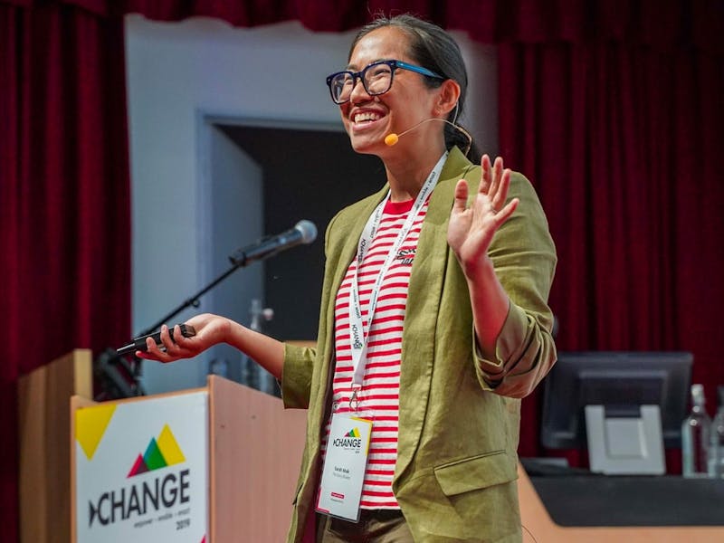 Change conference speaker