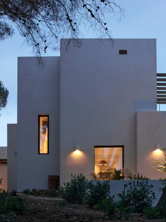 Inversión refugio: El valor futuro de una villa Passivhaus en el mercado inmobiliario