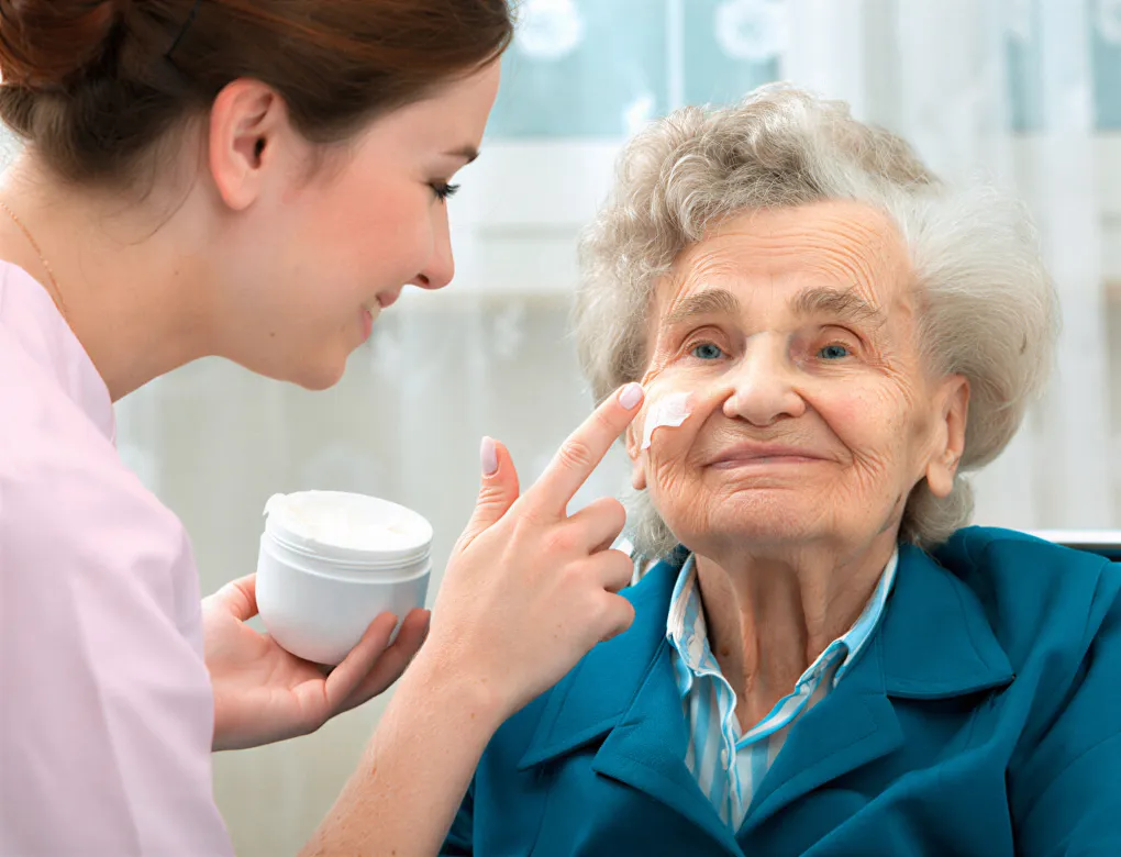 Kundenbewertungen im Slider – zufriedene Senihelp24 Familien