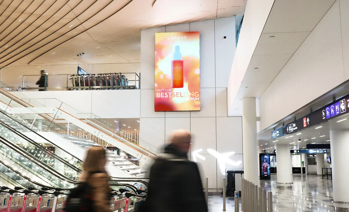 lumene_departureswall_airport_finland_2023