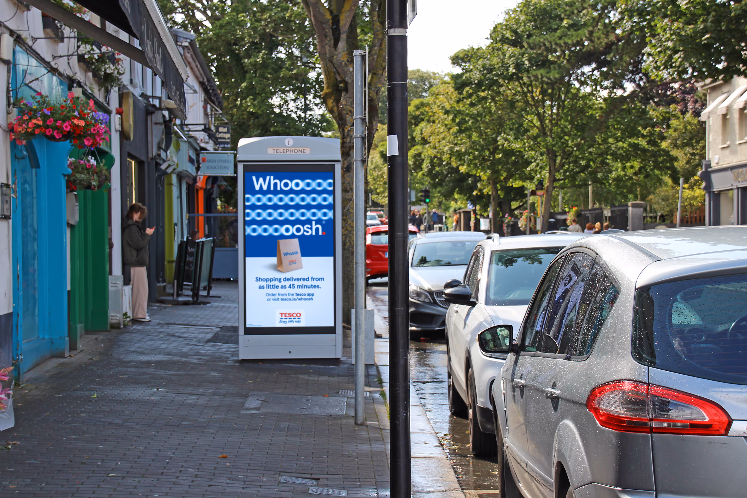 Digital advertisement on a busy street