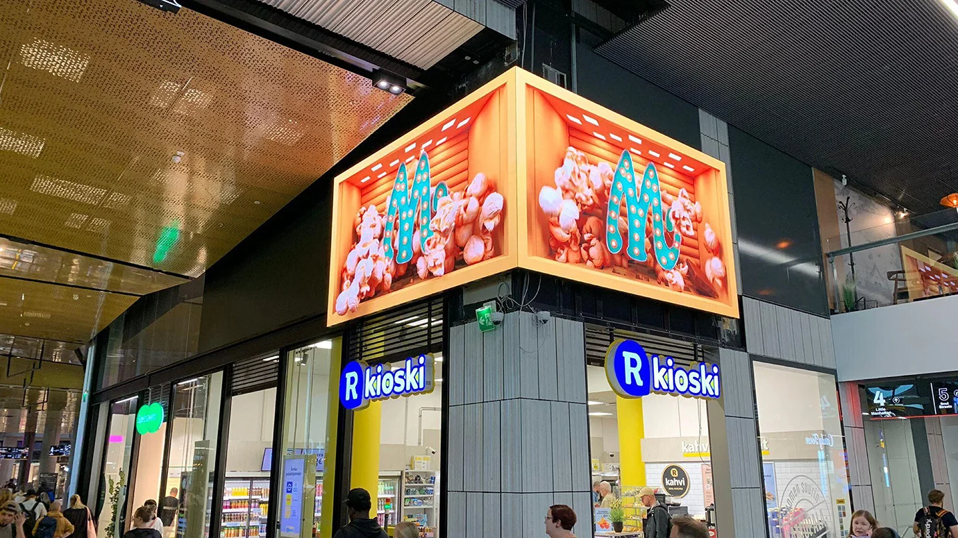 Mall of Tripla Tripla Station