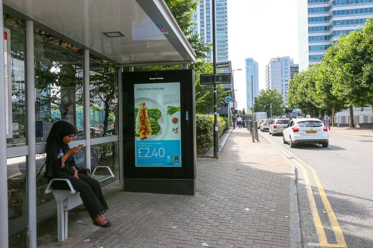 Aldi Dynamic Digital OOH Example