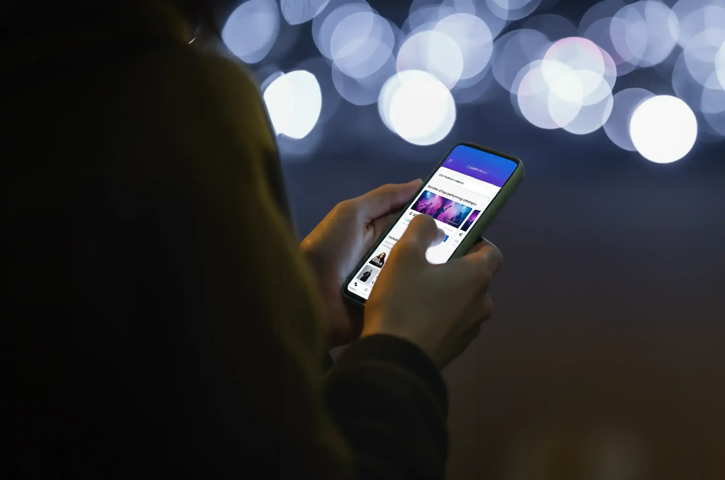 man holding a cell phone