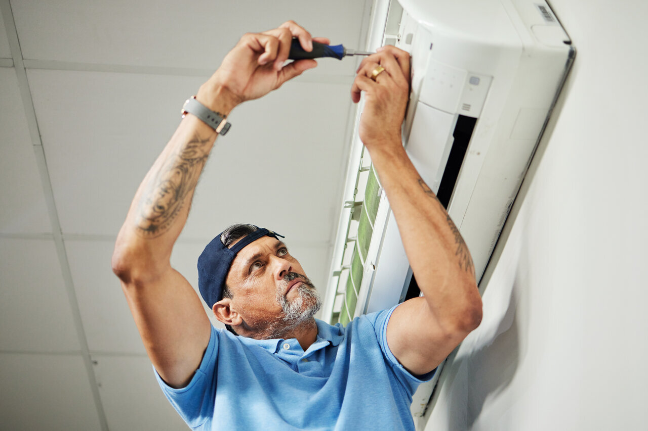 Ductless Replacement: When to Call Our Technicians