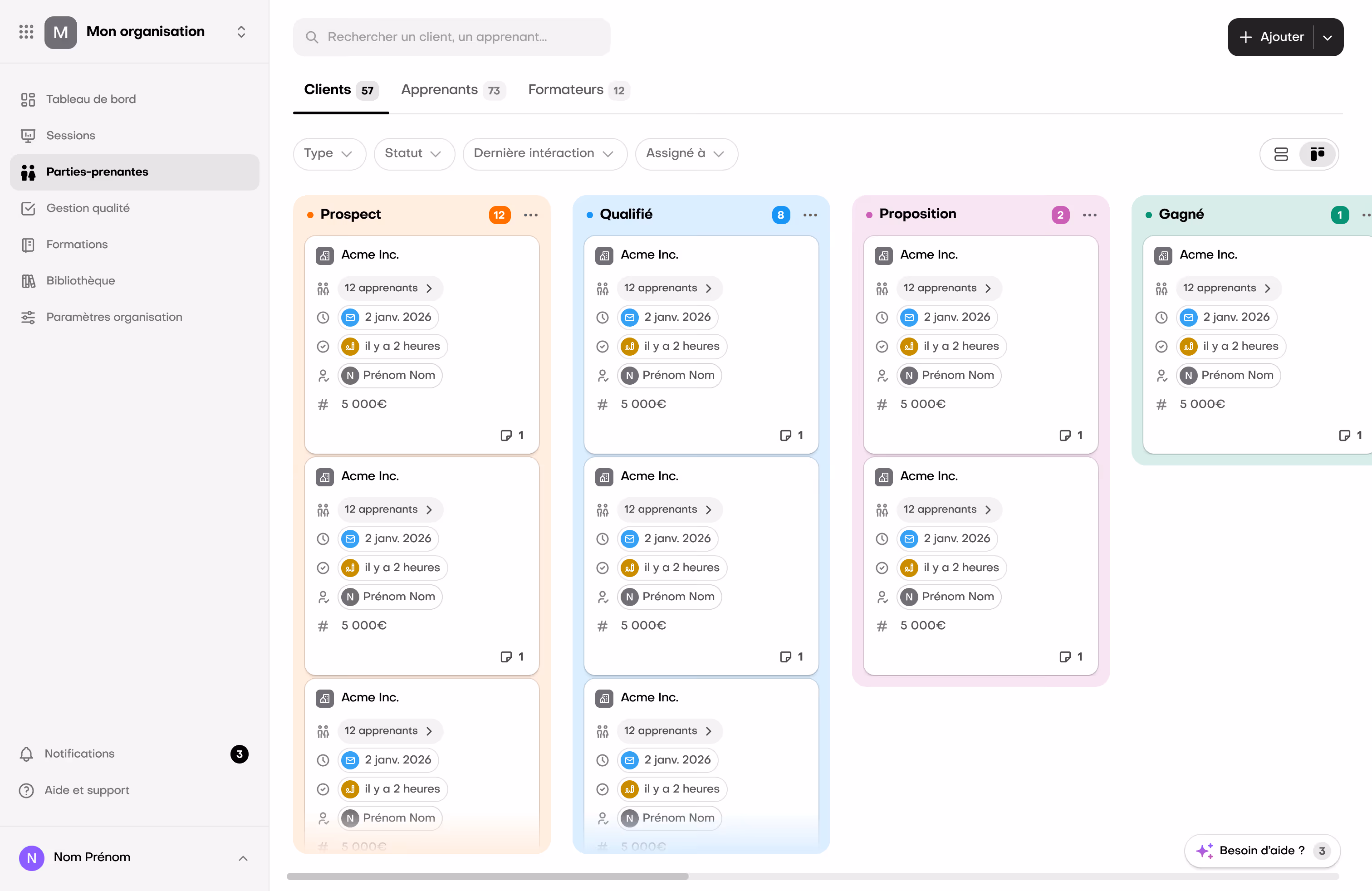 Interface gestion des relations clients avec suivi kanban