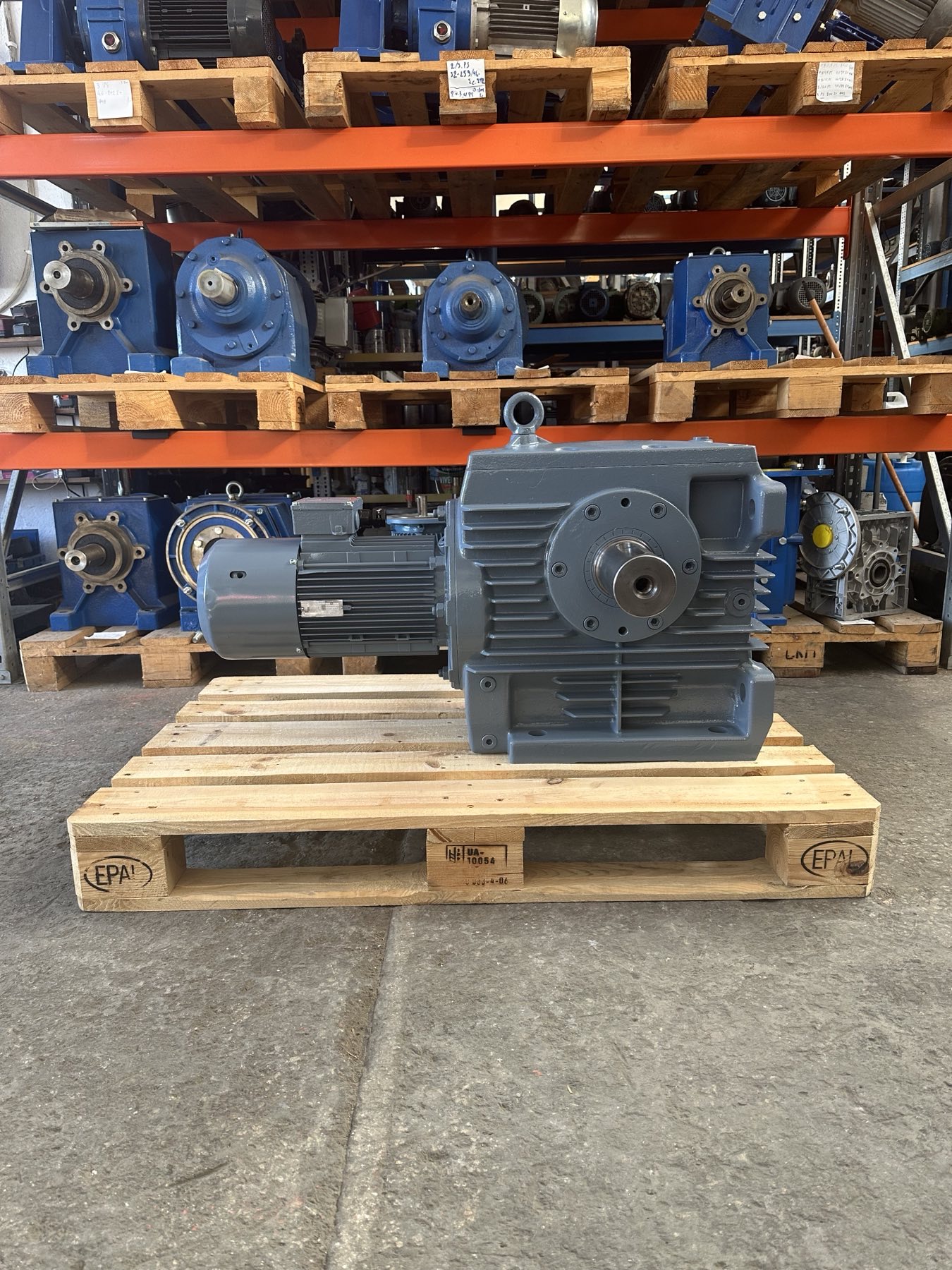 SEW-EURODRIVE ΜΕΙΩΤΗΡΑΣ 3KW (4HP) 3RPM ΜΕ ΦΡΕΝΟ