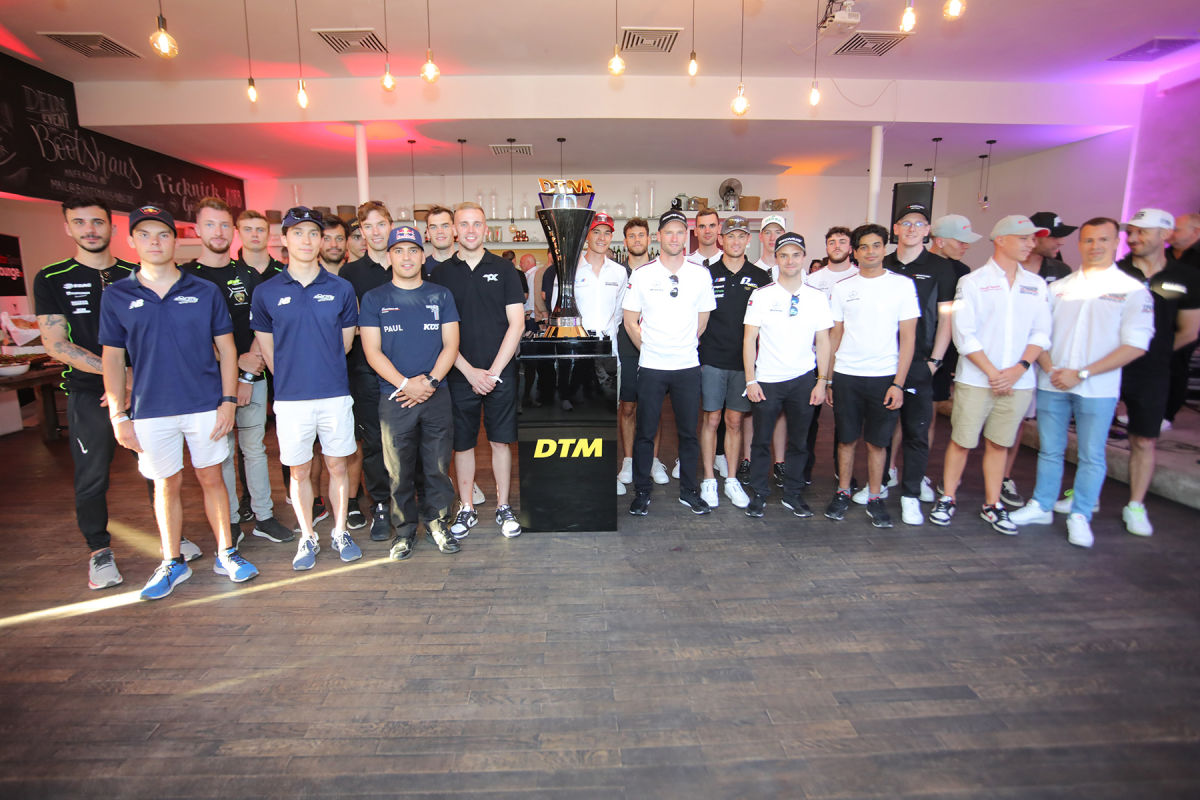 Motorsport Lounge