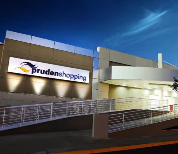 A 300 m do Prudenshopping