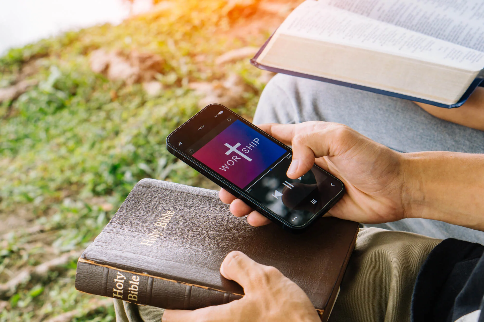 listening to solid Online Biblical Resources