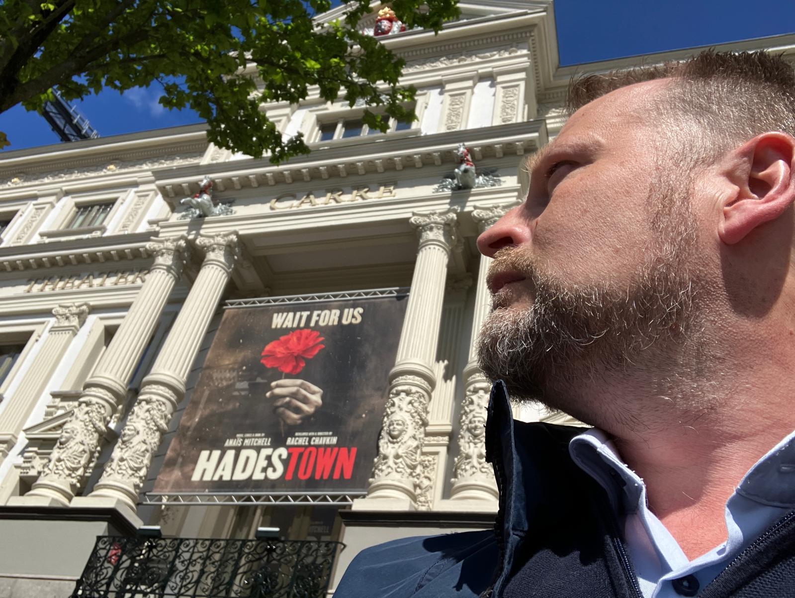 Luuk van den Oever voor theater Carré